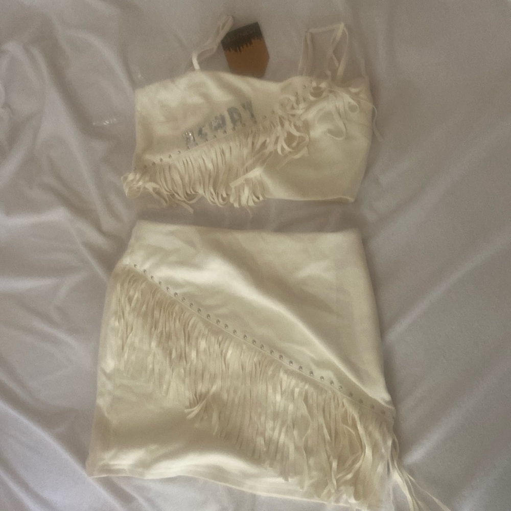 Skirt set!